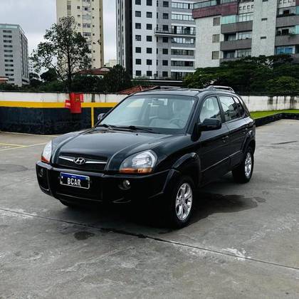 HYUNDAI TUCSON 2.0 MPFI GLS 16V 143CV 2WD FLEX 4P AUTOMÁTICO HYUNDAI TUCSON 2.0 MPFI GLS 16V 143CV 2WD FLEX 4P AUTOMÁTICO